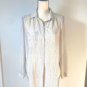 ASTR XS Long sleeve cream/black button down shirt